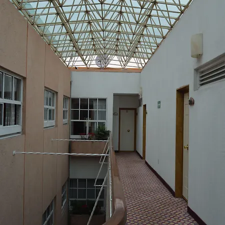 Hotel Mina