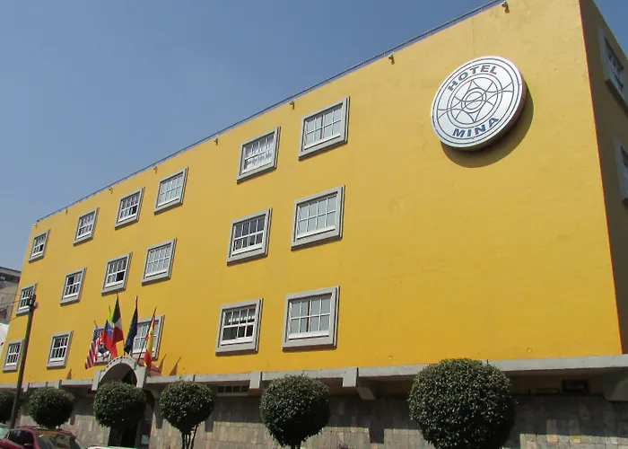 Hotel Mina 3*