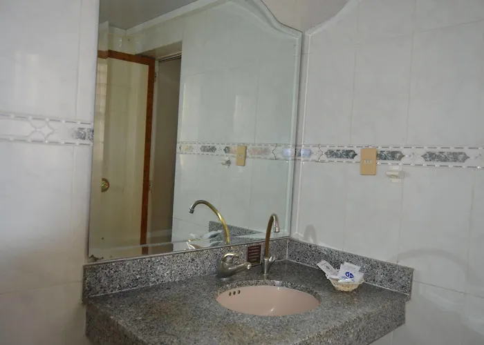 Hotel Mina